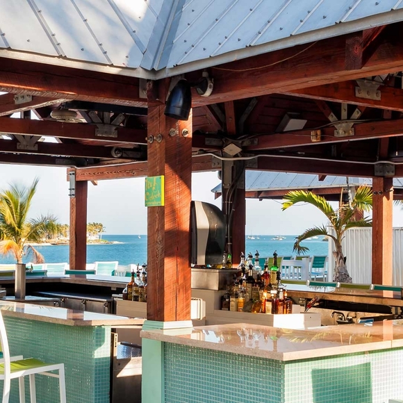 Meet your Posher - Picture 5 of 6